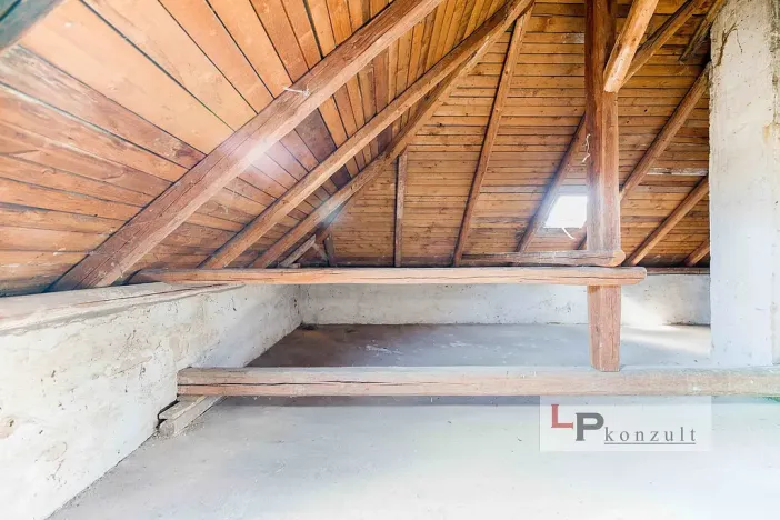 Prodej rodinného domu, Sezemice - Počaply, 181 m2