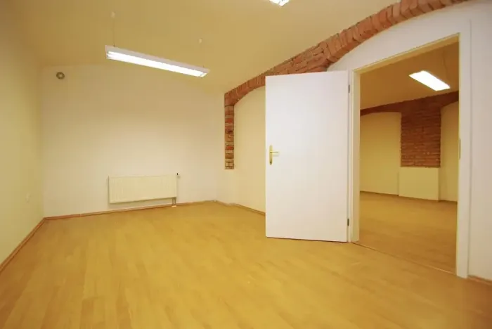 Pronájem kanceláře, Praha - Vinohrady, Mánesova, 135 m2