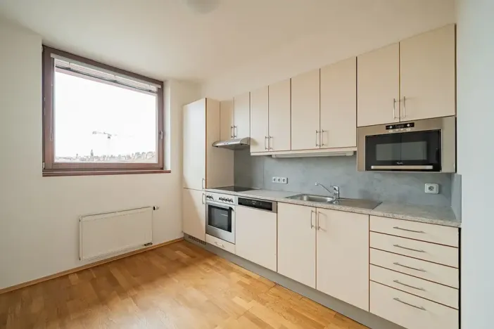 Pronájem bytu 4+1, Praha - Smíchov, Štefánikova, 147 m2