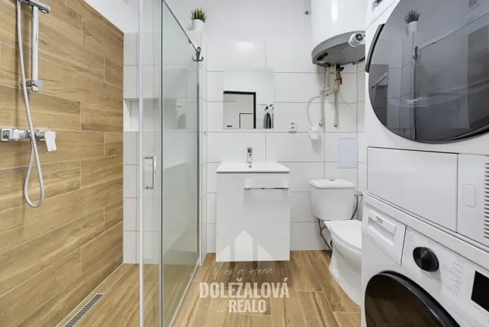 Pronájem bytu 2+kk, Jihlava, Mrštíkova, 60 m2