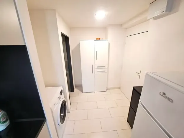 Pronájem bytu 1+kk, Praha - Radotín, Vrážská, 26 m2