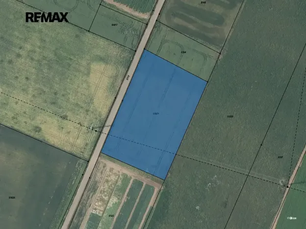 Prodej podílu pole, Terezín, 2804 m2