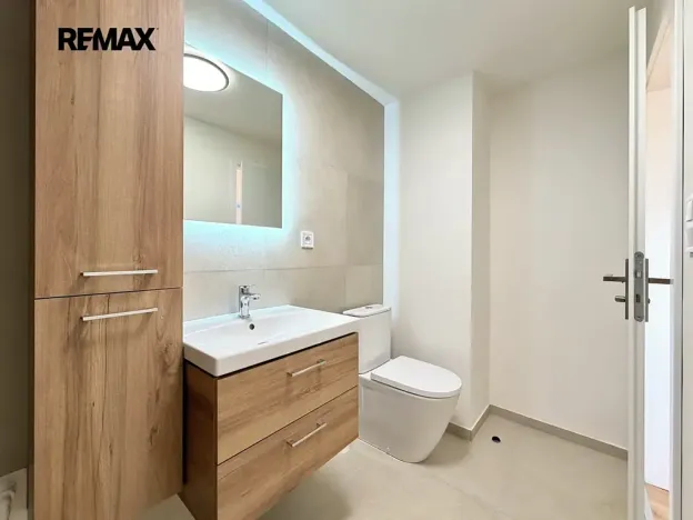 Pronájem bytu 2+kk, Ořech, V Chaloupkách, 50 m2