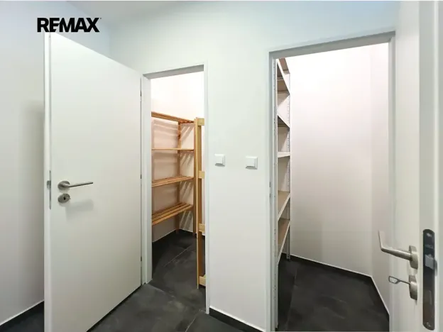 Pronájem bytu 3+kk, Praha - Motol, Weberova, 80 m2