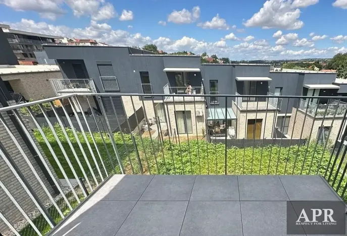 Pronájem bytu 1+1, Zlín, Pod Hradem II, 29 m2