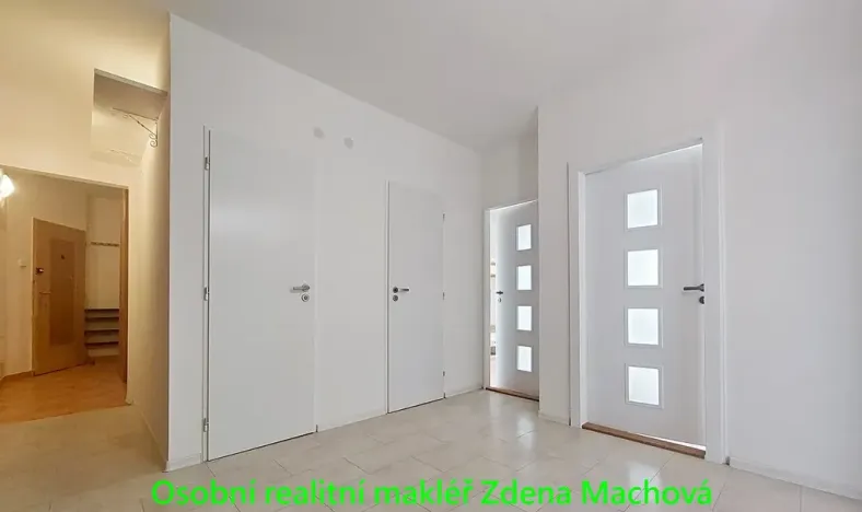 Pronájem bytu 3+kk, Praha - Háje, Brechtova, 67 m2