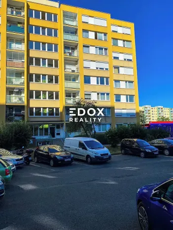 Prodej bytu 3+kk, Praha - Chodov, V průčelí, 60 m2