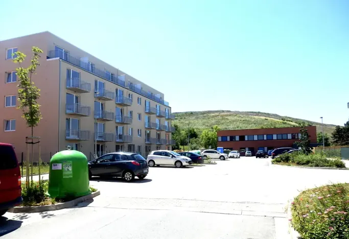 Pronájem garážového stání, Hostivice, Ječná, 16 m2