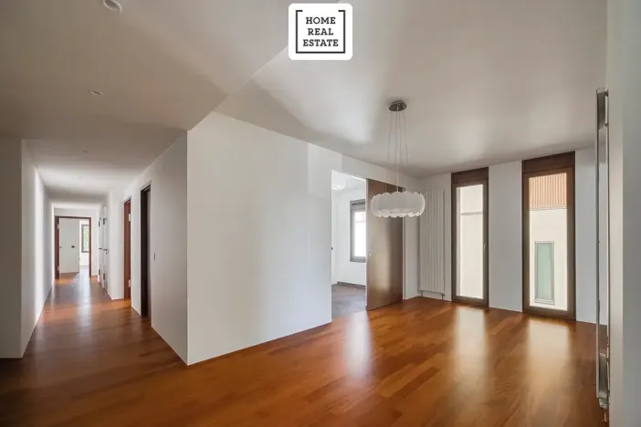 Prodej bytu 5+kk, Praha - Bubeneč, Pod kaštany, 200 m2