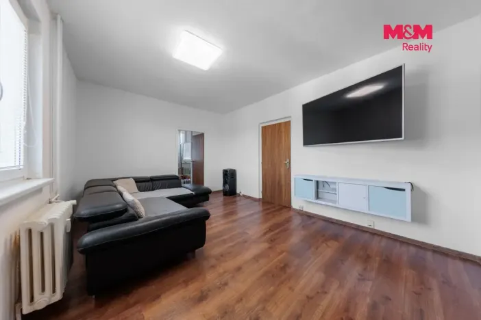 Prodej bytu 3+1, Chodov, Říjnová, 54 m2