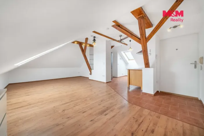 Prodej bytu 1+kk, Mníšek pod Brdy, 5. května, 55 m2