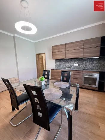 Prodej bytu 3+kk, Mariánské Lázně, Hlavní třída, 60 m2