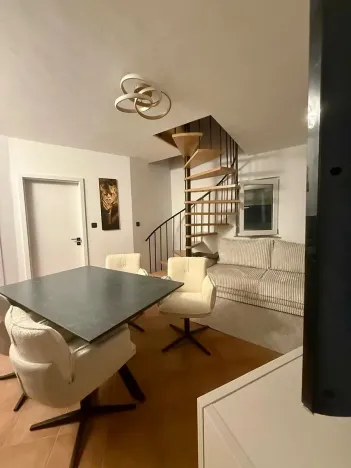 Prodej rodinného domu, Medulin, Chorvatsko, 131 m2