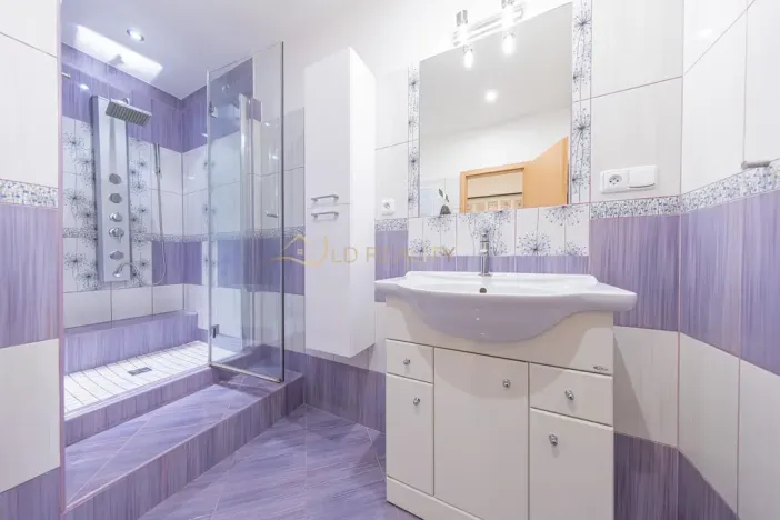 Pronájem bytu 2+1, Olomouc - Povel, Nešporova, 56 m2