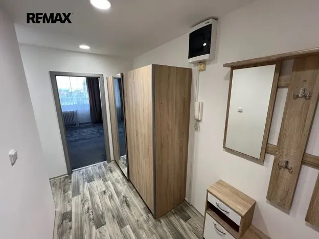 Pronájem bytu 2+kk, Praha - Kamýk, Smotlachova, 44 m2