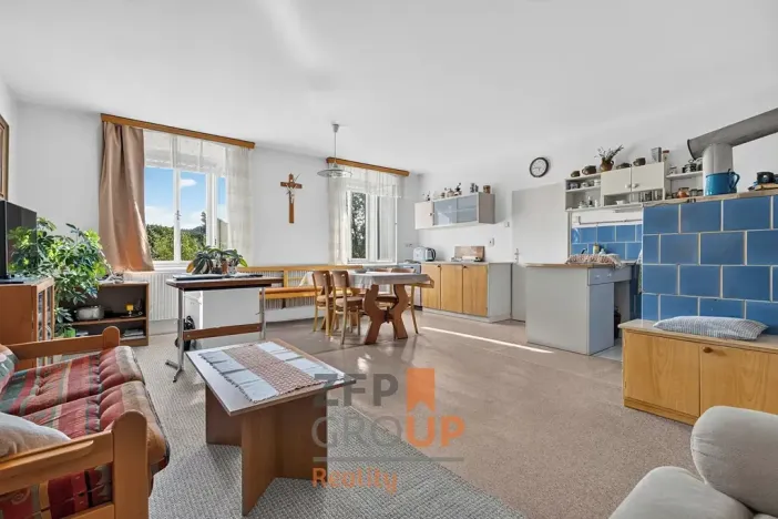 Prodej rodinného domu, Korouhev, 300 m2
