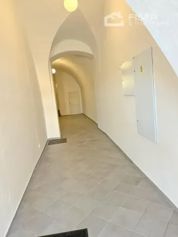 Pronájem kanceláře, Valašské Meziříčí, Náměstí, 46 m2