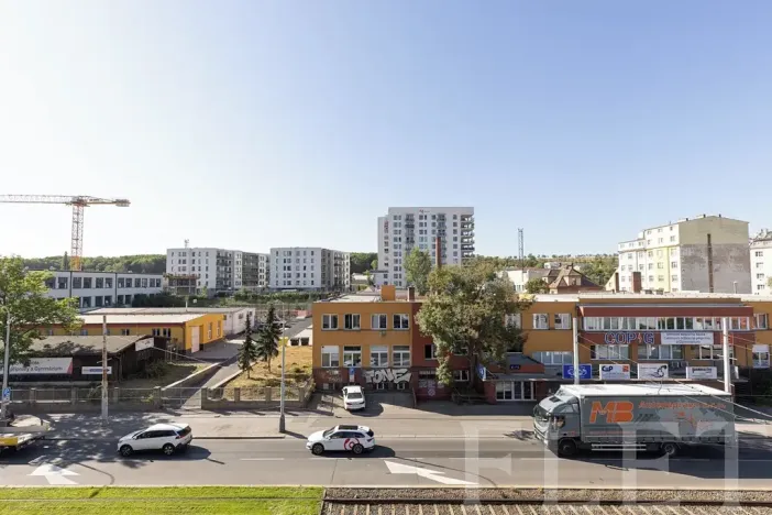 Pronájem bytu 1+kk, Praha - Vysočany, Bukačova, 38 m2