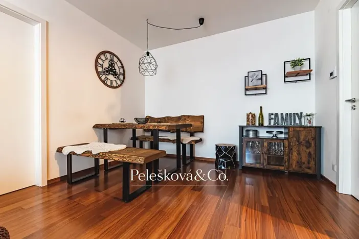 Prodej ubytování, Špindlerův Mlýn, 56 m2