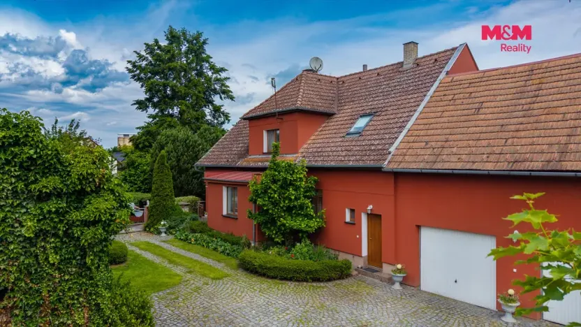 Prodej rodinného domu, Kněžmost - Koprník, 250 m2