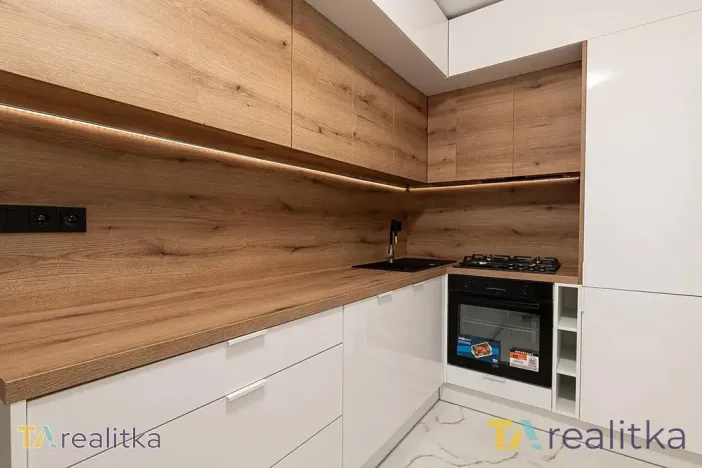 Prodej bytu 2+1, Karviná, Kosmonautů, 54 m2