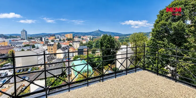 Pronájem bytu 2+1, Liberec - Liberec II-Nové Město, nám. Sokolovské, 61 m2