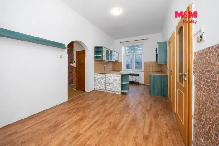 Prodej bytu 3+1, Pardubice - Zelené Předměstí, K Višňovce, 97 m2