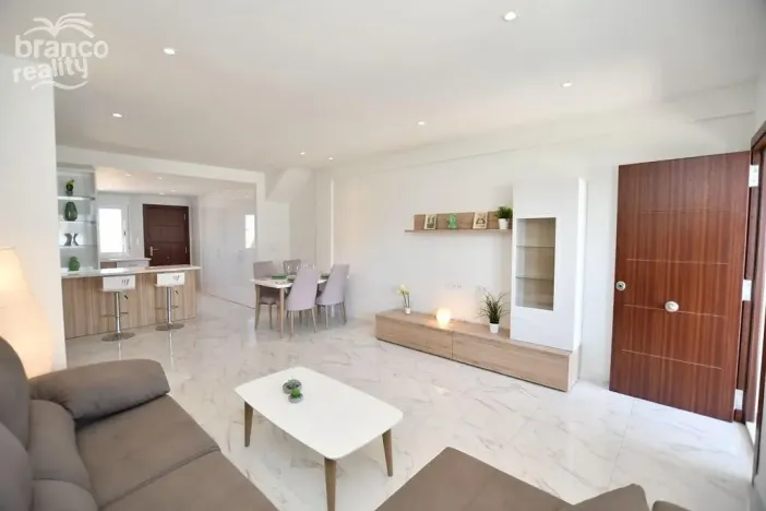 Prodej rodinného domu, San Miguel de Salinas, Alicante, Španělsko, 75 m2
