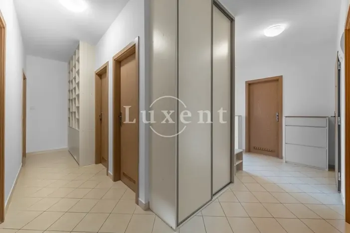 Prodej bytu 4+kk, Praha - Hostivař, Bratislavská, 92 m2