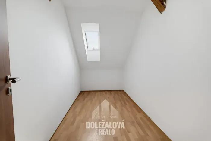 Pronájem bytu 2+1, Luka nad Jihlavou, nám. 9. května, 68 m2