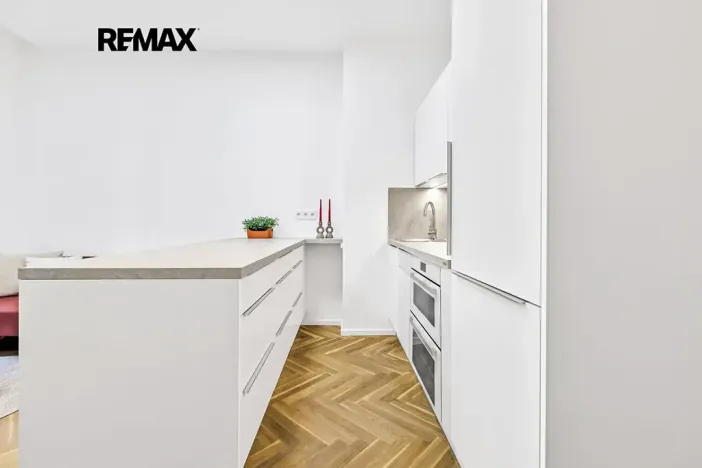 Prodej bytu 2+kk, Praha - Vinohrady, V Horní Stromce, 48 m2