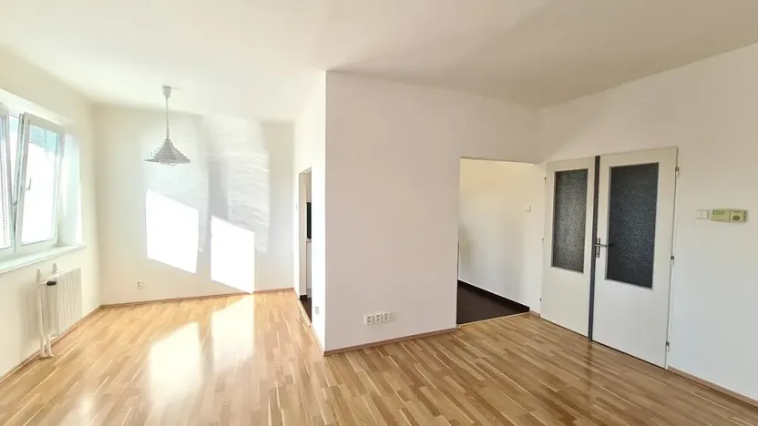 Pronájem bytu 3+kk, Praha - Podolí, Pod Pekařkou, 70 m2