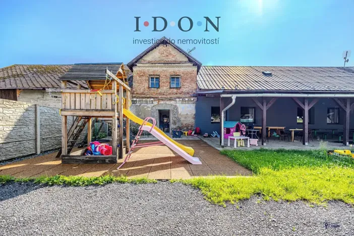 Prodej rodinného domu, Kozlovice, 500 m2