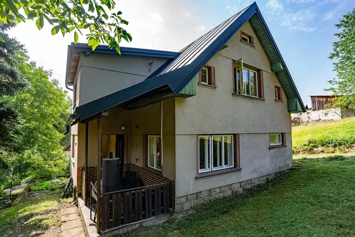 Prodej rodinného domu, Roztoky u Semil, 346 m2