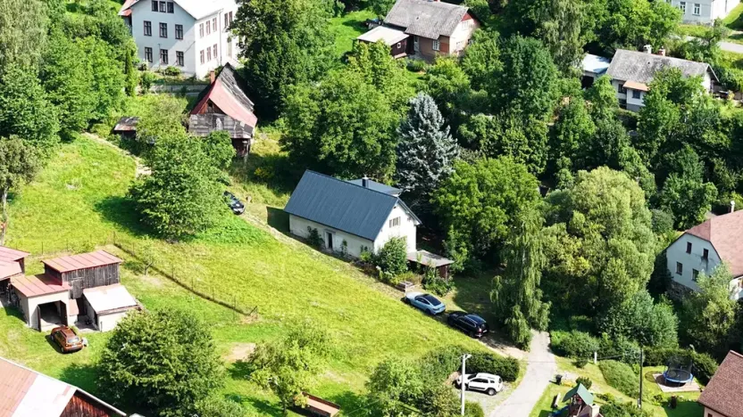 Prodej rodinného domu, Roztoky u Semil, 346 m2