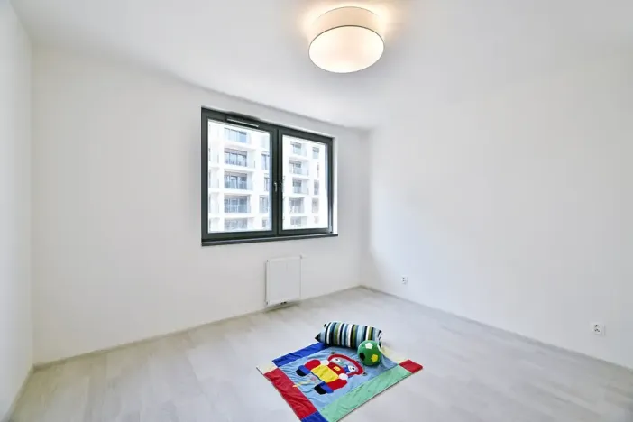 Pronájem bytu 3+kk, Praha - Karlín, U Mlýnského kanálu, 82 m2