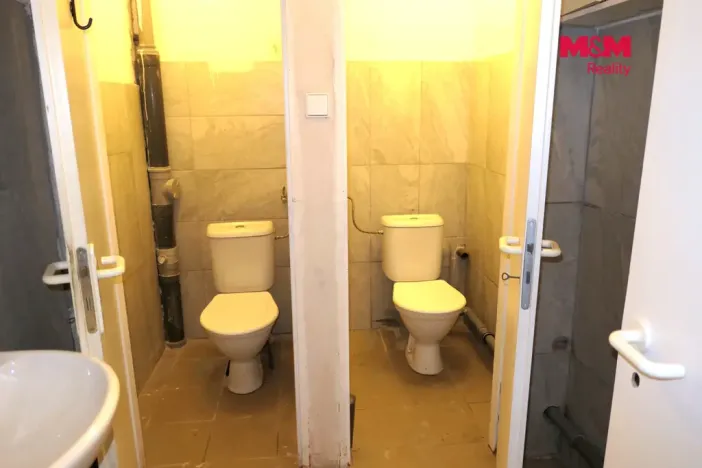 Pronájem obchodního prostoru, Beroun - Beroun-Město, Plzeňská, 85 m2