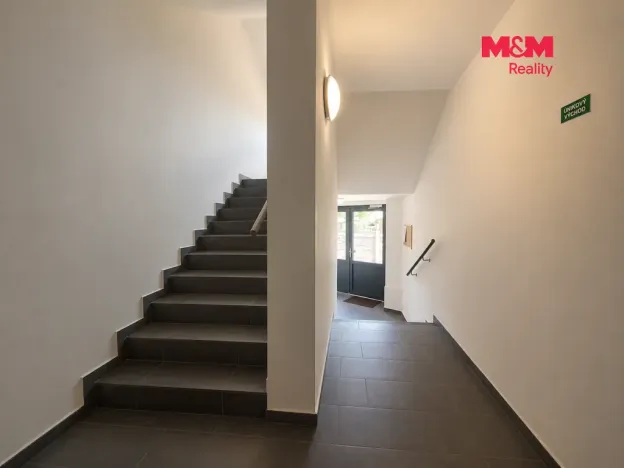 Prodej bytu 3+kk, Břežany II, 85 m2