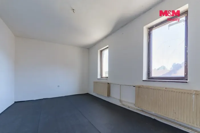 Prodej bytu 3+1, Hranice, Tovární, 122 m2