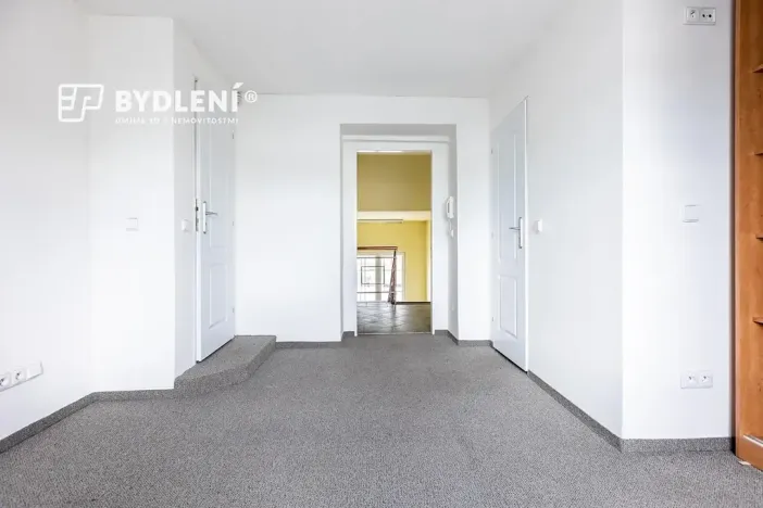 Prodej kanceláře, Bílina, Náměstí, 320 m2