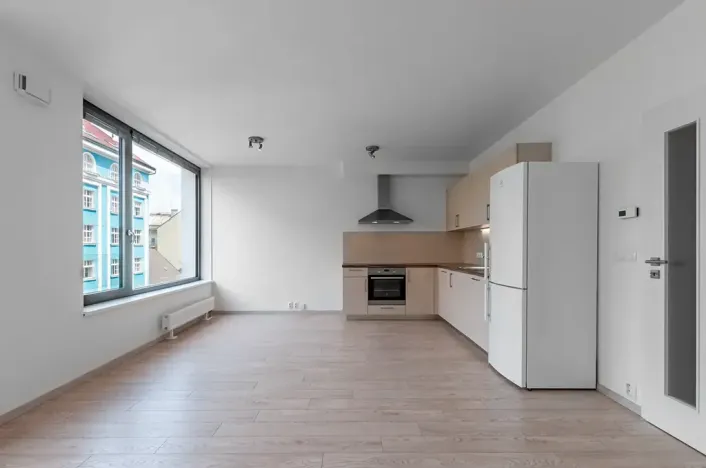 Pronájem bytu 1+kk, Praha - Karlín, Sokolovská, 38 m2