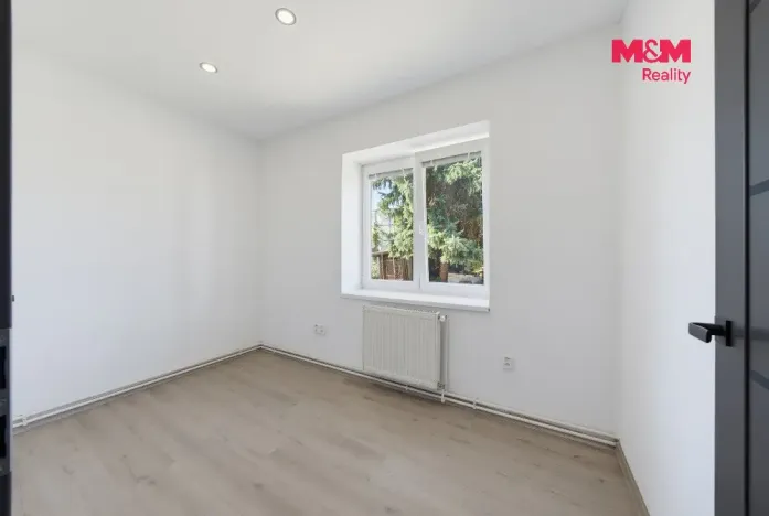 Prodej bytu 4+1, Lhotka nad Labem, 75 m2