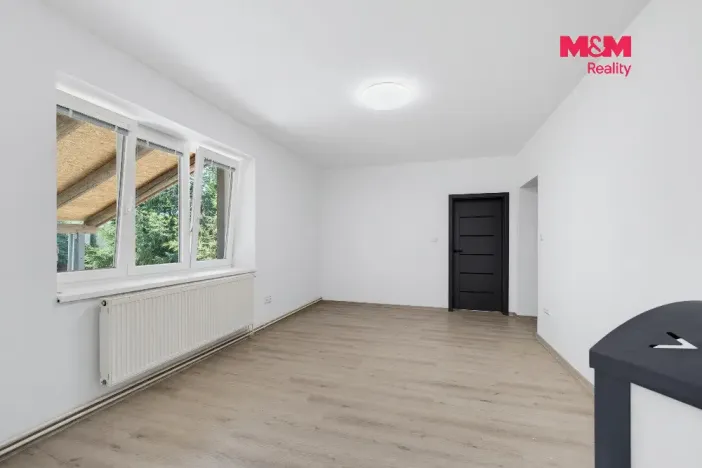 Prodej bytu 4+1, Lhotka nad Labem, 75 m2
