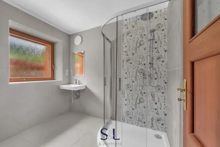 Prodej rodinného domu, Horní Planá, 200 m2