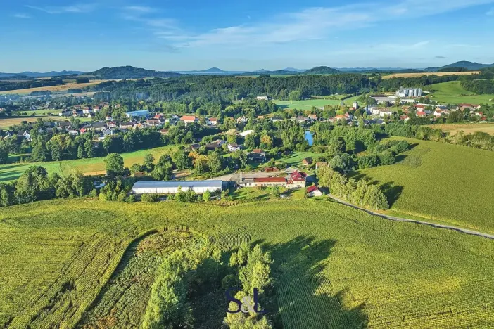 Prodej komerčního pozemku, Brniště, 13896 m2