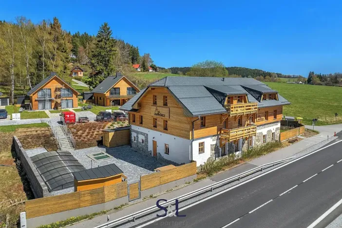 Prodej bytu 2+kk, Horní Planá, 62 m2