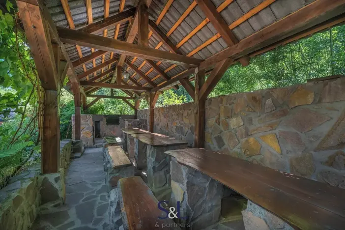 Prodej vícegeneračního domu, Heřmanice, 470 m2