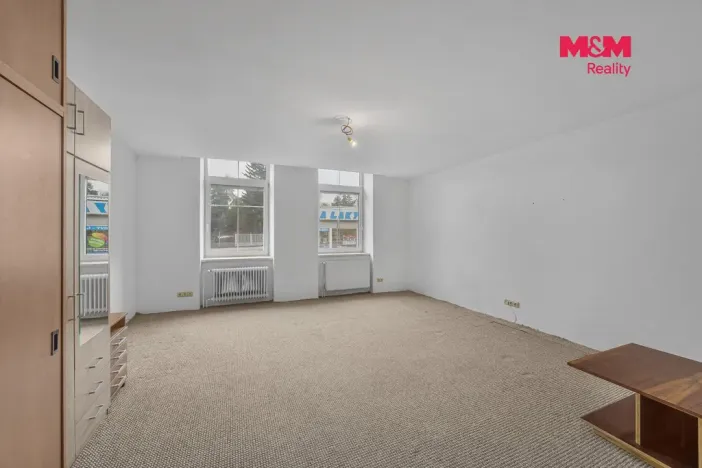 Prodej bytu 3+1, Jaroměř - Pražské Předměstí, Husova, 120 m2