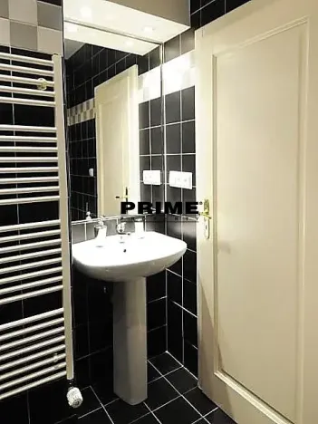 Pronájem bytu 2+1, Praha - Smíchov, Janáčkovo nábřeží, 80 m2
