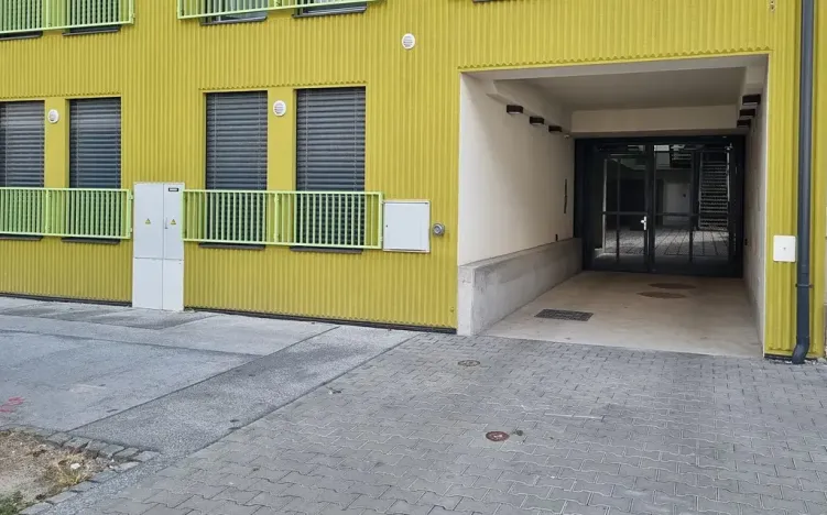Pronájem garáže, Brno, Svitavská, 14 m2